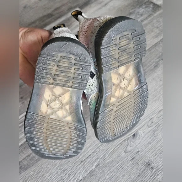 🩷💜Dr. Martens Zip Boots Size 8 Pascal T 🩵💛 - Picture 8 of 10